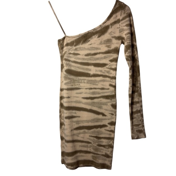 PRETTY LITTLE THING TIE DYE LONG SLEEVE MINI STONE DRESS SIZE US 6 BRAND NEW - Picture 2 of 8